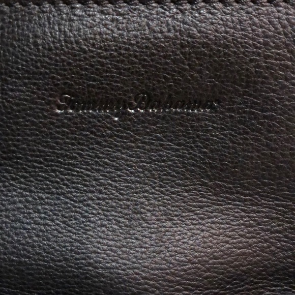 Tommy Bahama leather bucket bag - Picture 2 of 8